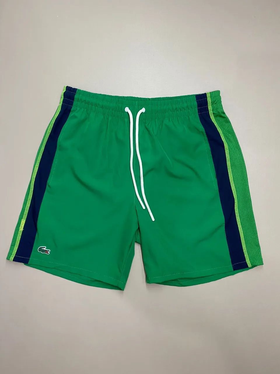 Bermuda Tactel Verde/Azul