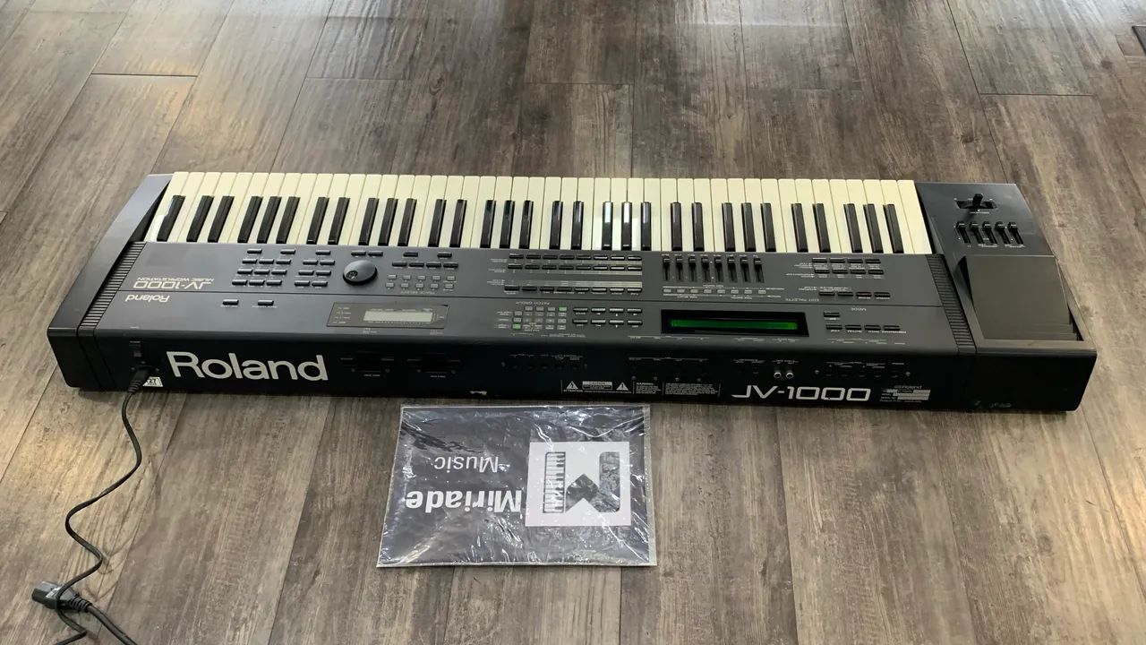 Roland JV 1000  - Foto 5