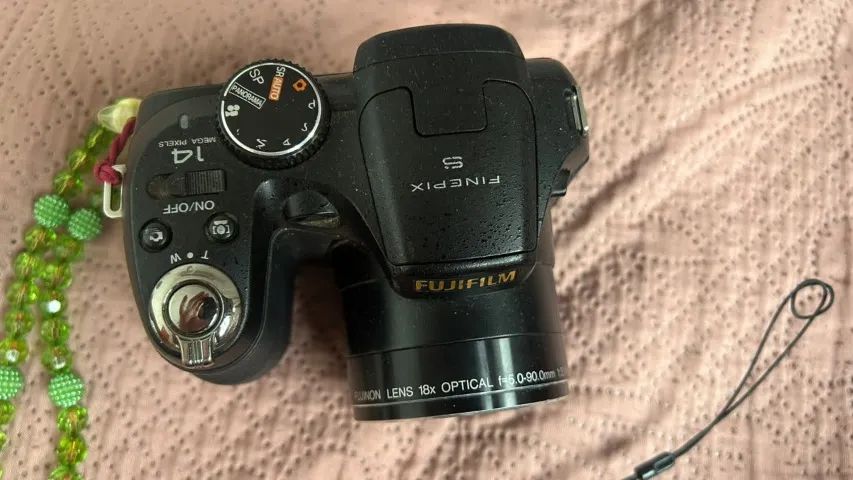 CAMERA DIGITAL FUJIFILM S2800 - Foto 2