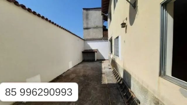 CASA EM RUA PUBLICA JOQUEI CLUBE