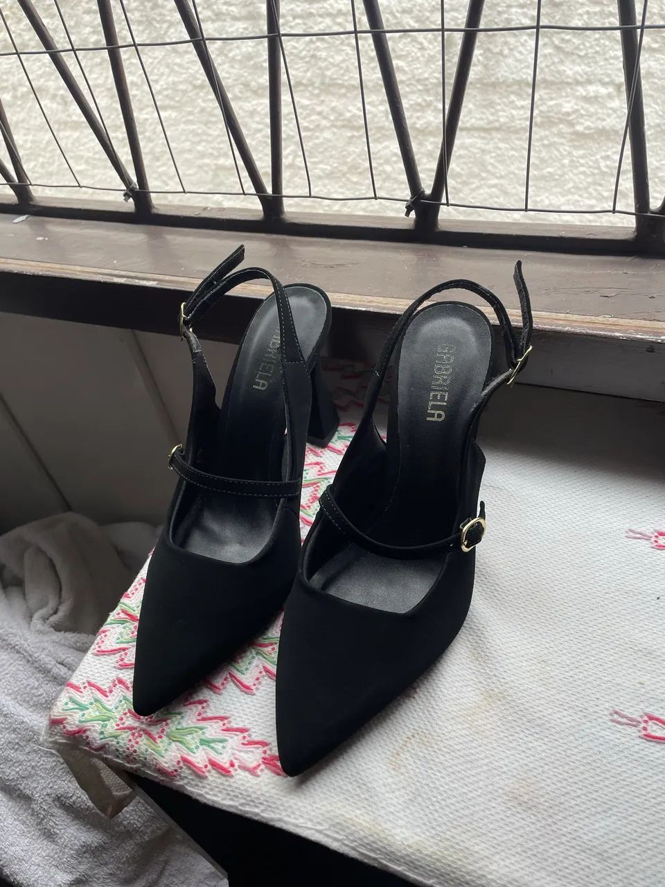 Sapatos Saltos  - Foto 2