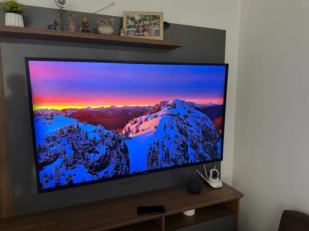 Smart TV LG 65" 4K COM SUPORTE