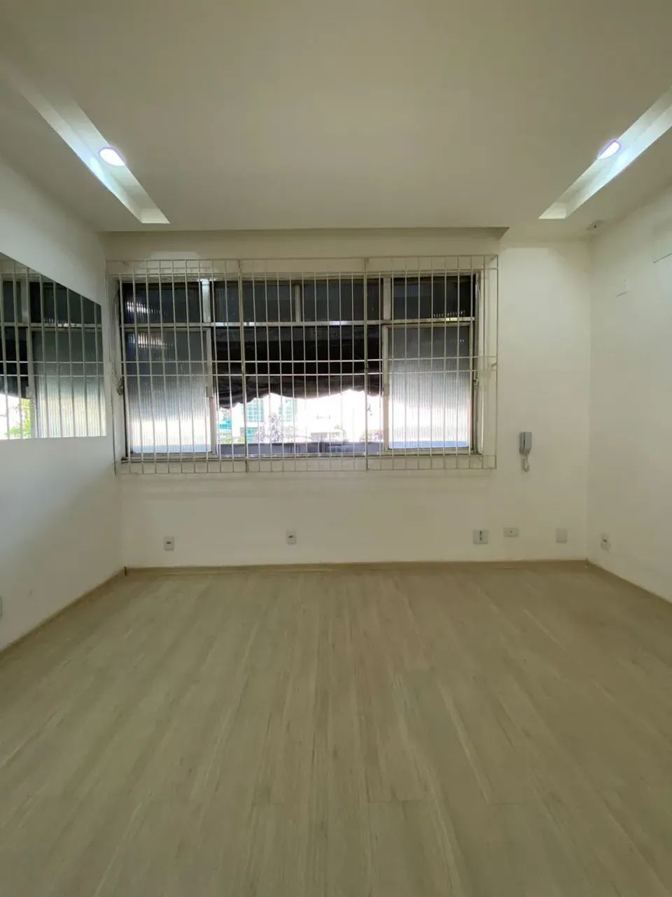 SALA COMERCIAL/STUDIO AV. MERITI - Foto 5