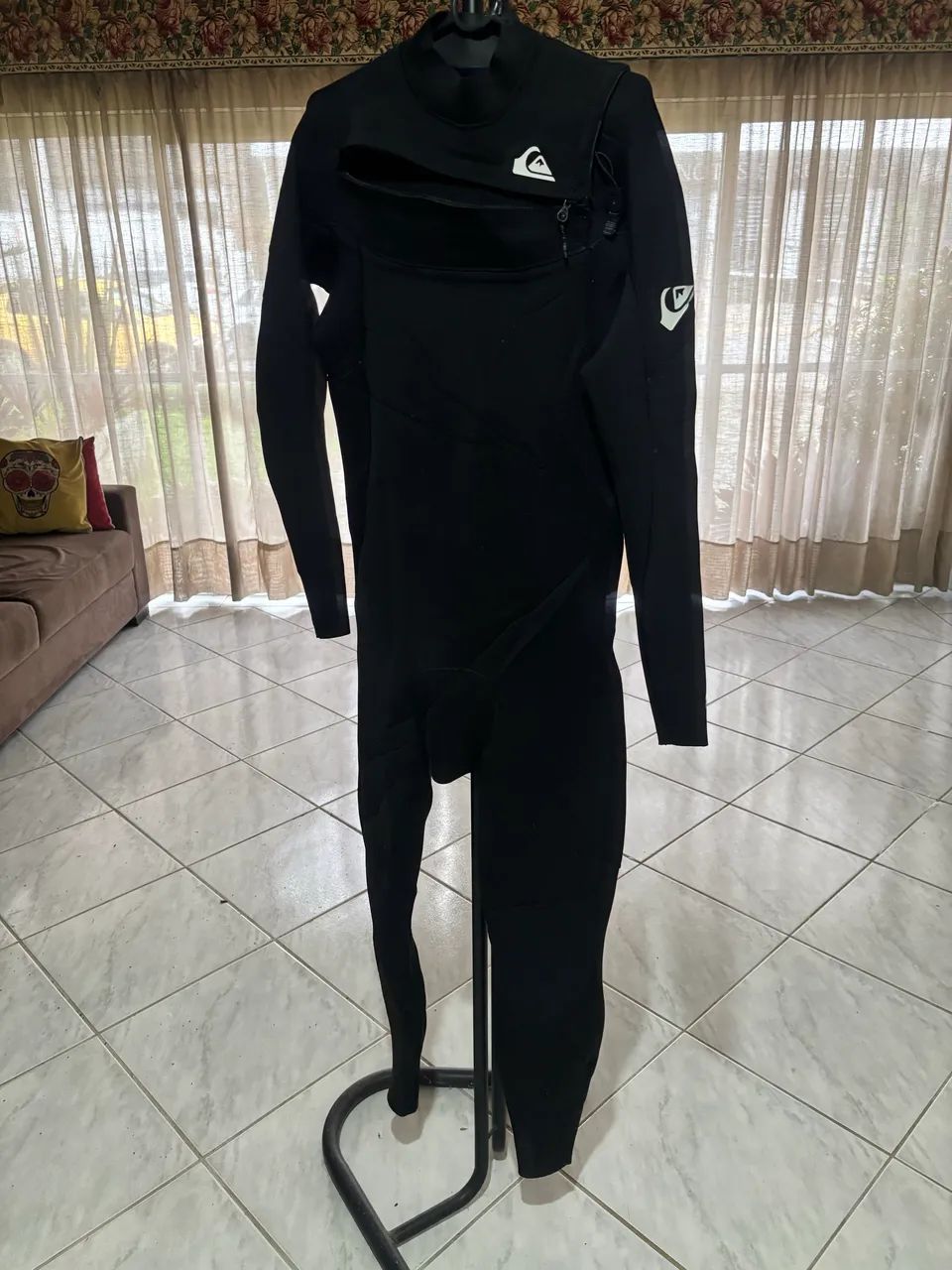 Roupa de borracha Quiksilver preta  - Foto 2