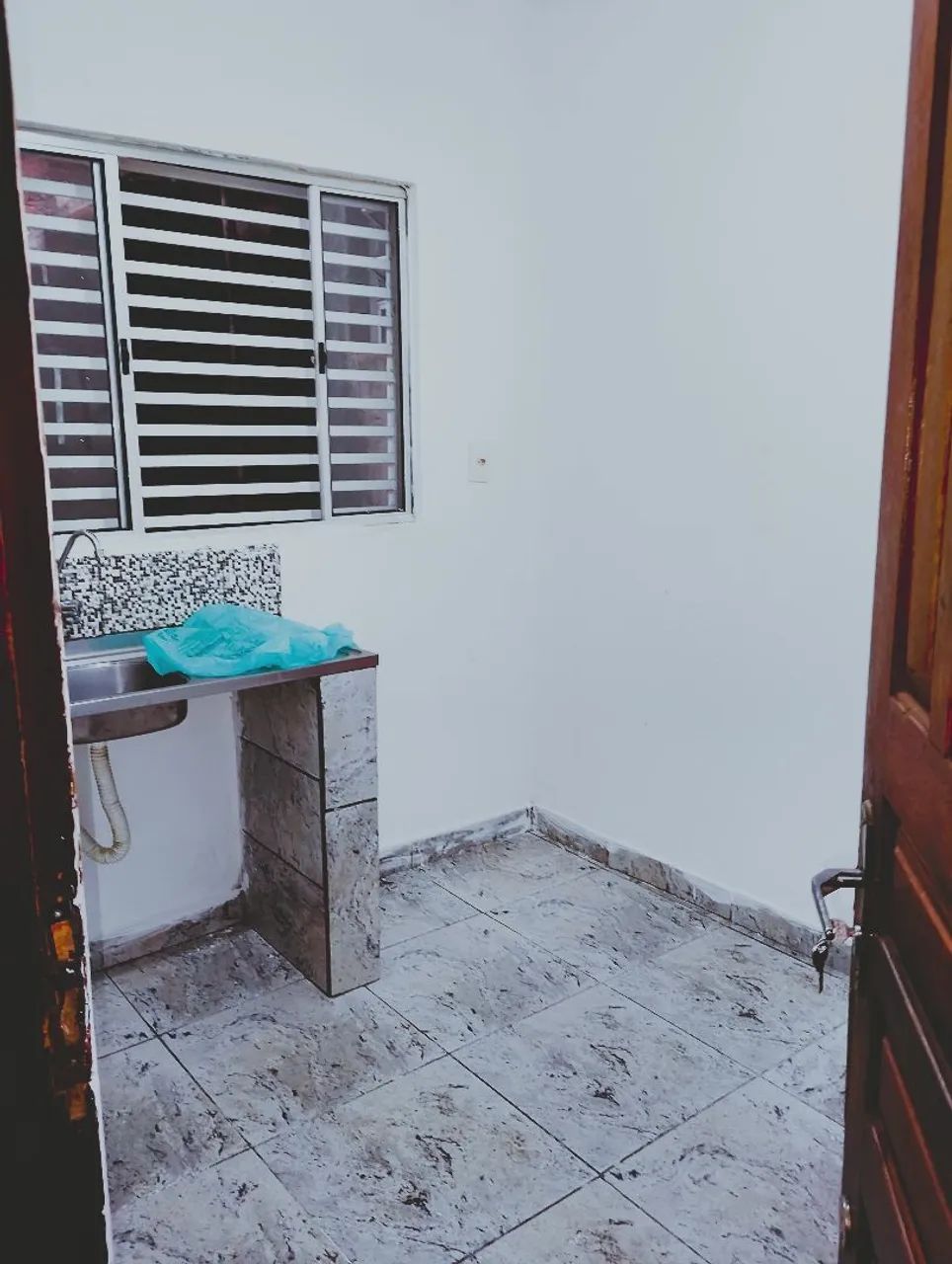 Quarto, cozinha e banheiro no Cangaiba - Foto 3