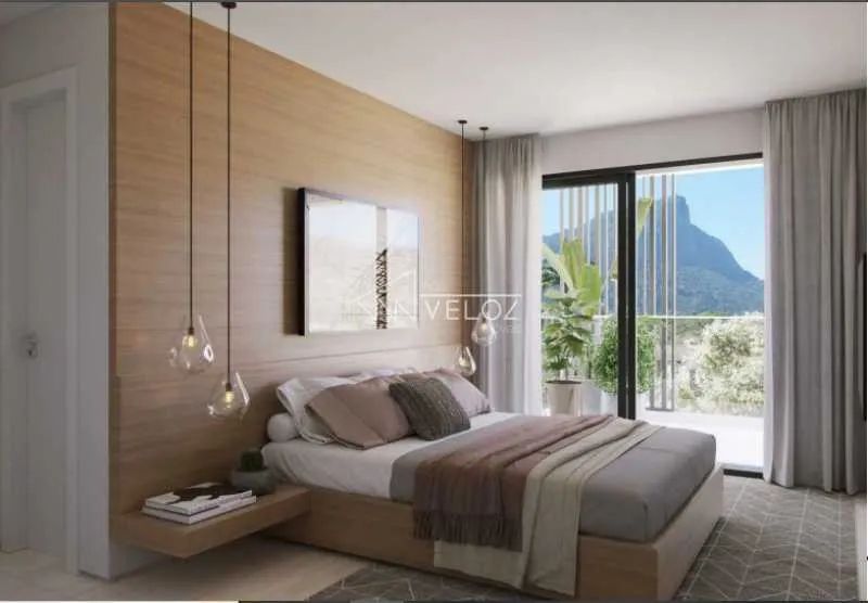 Apartamento - / Residencial / Gávea