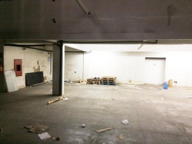 Galpão , Centro , 1.156 m² área construída , 8 vagas , área de manobra, 3 pisos - Foto 11