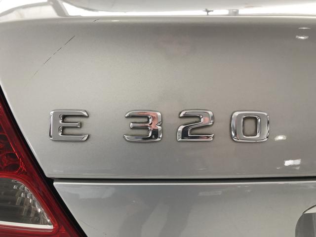 Mercedes-Bens E 320 ano 2004 impecável - Foto 7