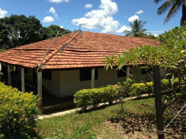 Chácara com para morar ou finais de semana. Casa com 3 Quartos à Venda, 21000 m²