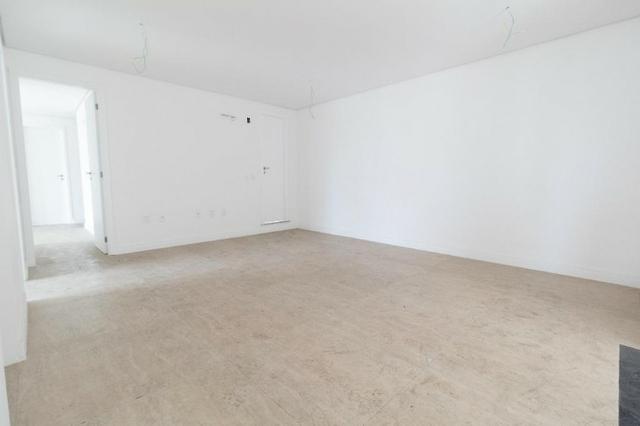 Brisas do Meireles, apartamento duplex com 3 suítes, gabinete, 4 vagas de garagem, - Foto 11