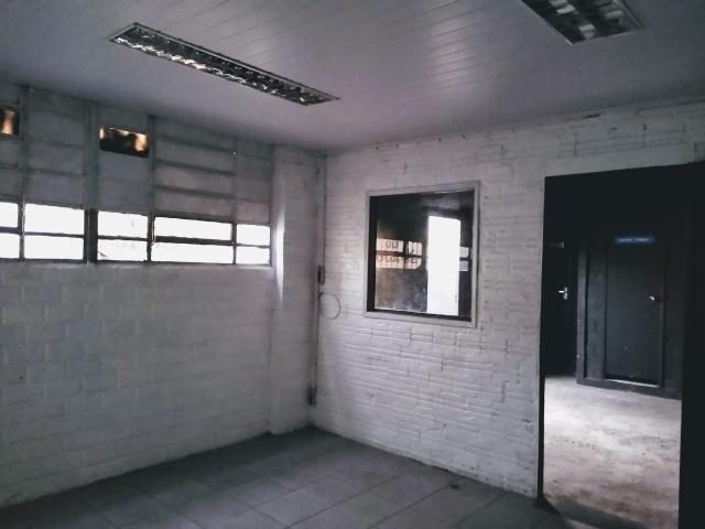 Galpão comercial - 300m² aluga/vende - Foto 12