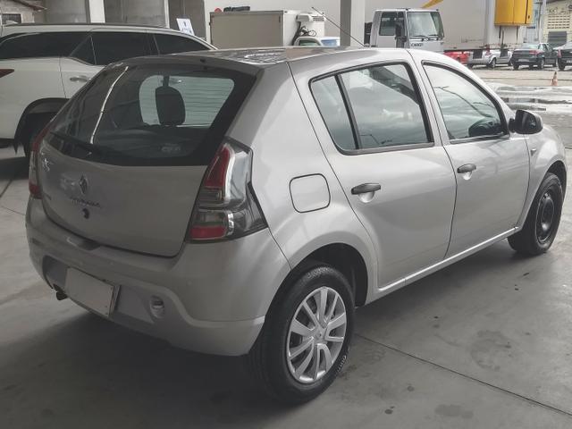 Renault Sandero 1.0 expression ano 2014 - Foto 4
