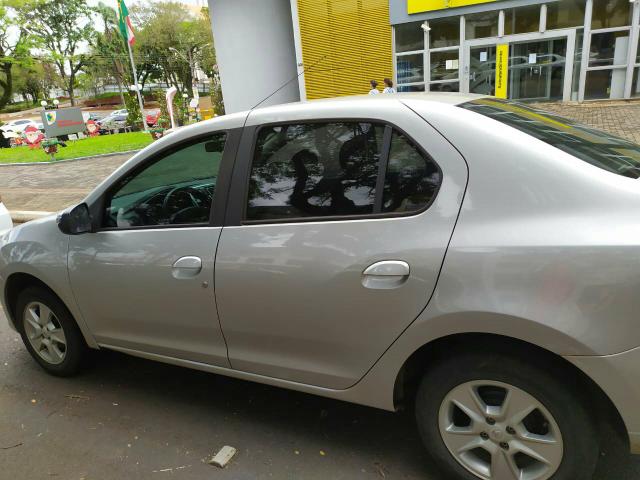 Logan 2015 câmbio automatizado - Foto 5