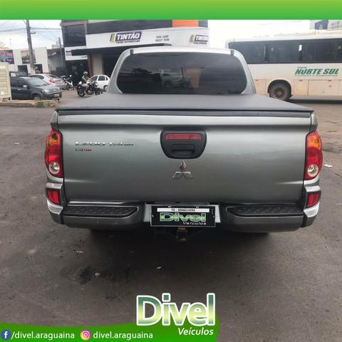 Mitsubishi L200 Triton glx 3.2 CD tb Diesel Mec. 2016 - Foto 8