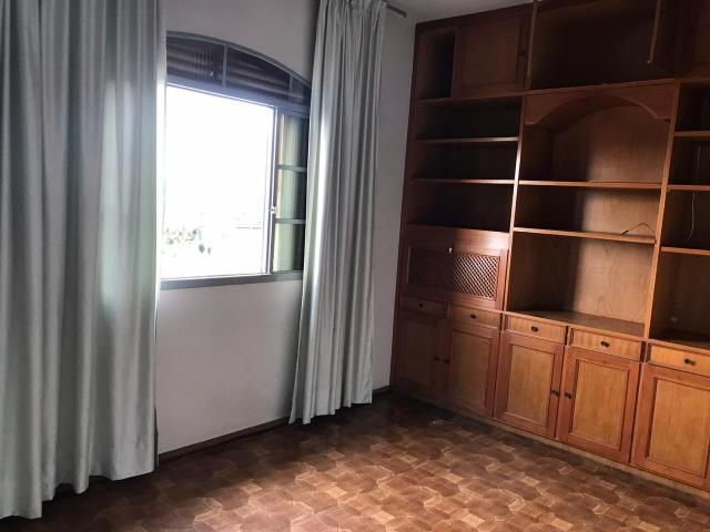 Aluga-se sala comercial no centro de Anápolis
