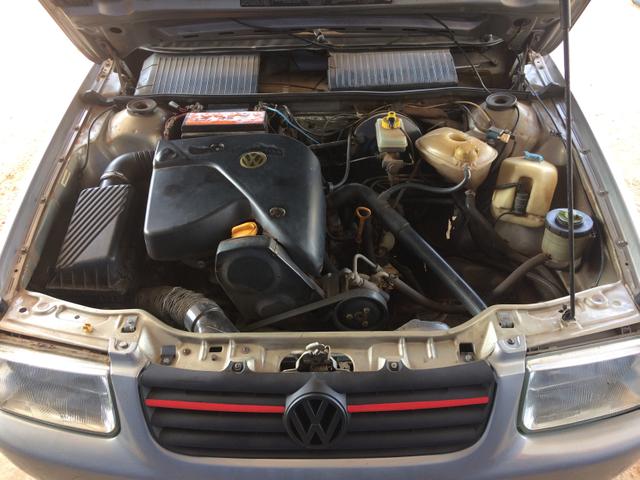 Vendo ou troco santana 2000/2001 - Foto 2