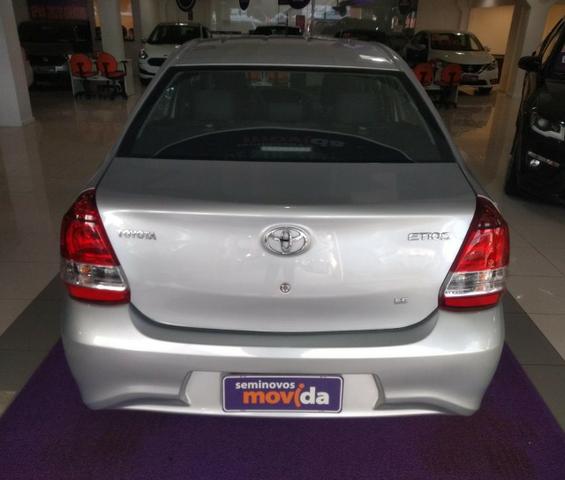 Etios X Sedan 1.5 Flex 16V Mec - Foto 15