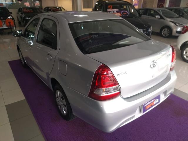 Etios X Sedan 1.5 Flex 16V Mec - Foto 13