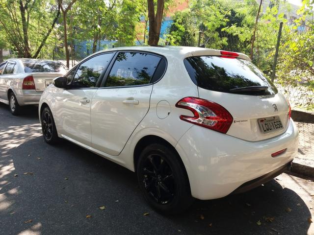 Peugeot 208 Allure 1.5