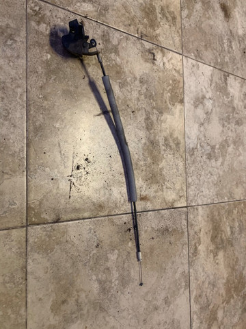 Fechadura porta traseira renault master 2,5 original
