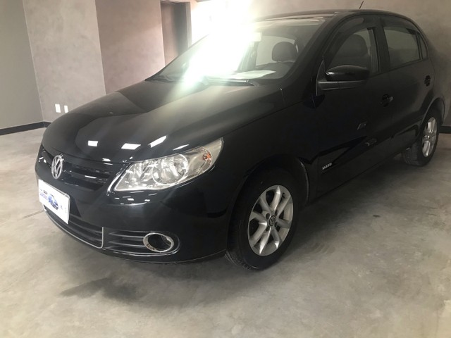 VOYAGE TREND 1.0 COMPLETO 2013 BAIXO KM