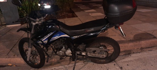 LANDER 2011, VENDO OU TROCO, LEIA TODO O ANÚNCIO.