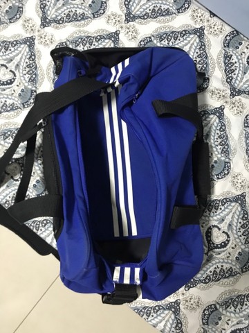 bolsa da adidas de costa