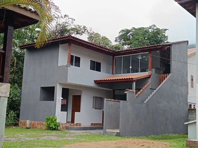 Casa de aluguel para fins de semanas e feriados. em Ubatuba, Brasil -  comentários e preços