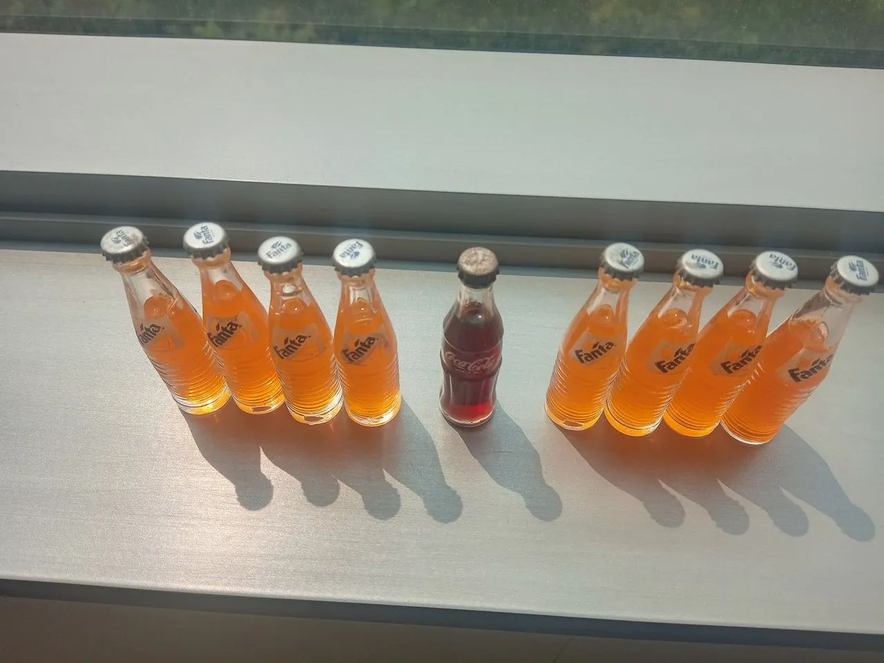 Miniatura década de 80 Fanta e Coca Cola  - Foto 2