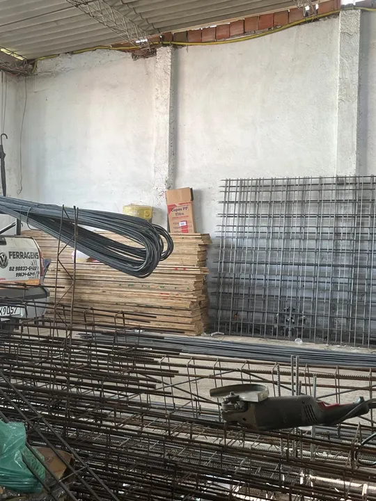 Tábua de Pinos para Construção com Qualidade Garantida - A.L Ferragens