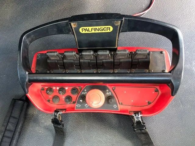 Mercedes-Benz Axor 3344 - 6x4 - 2019 - Munck 45 Palfinger - Foto 10