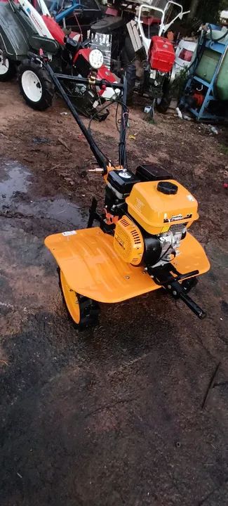 Tratorido moto cultivador semi novo - Foto 3