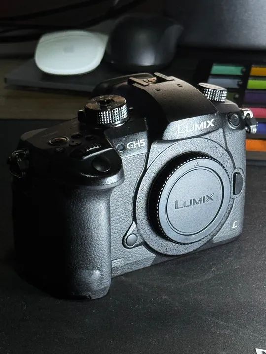 Câmera Lumix GH5 com Vlog - novíssima - Foto 2