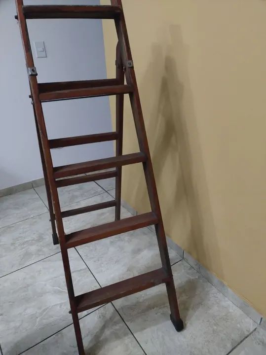 Escadas de Madeira - 3+1 1.50 metros usados - Foto 4