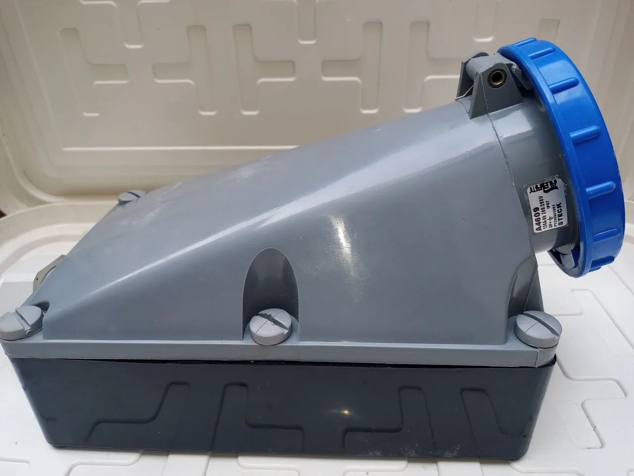 TOMADA STECK A4609 125A- 220V 3P+T IP67