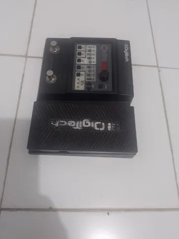 Pedaleira digitech element xp para guitarra - Foto 4