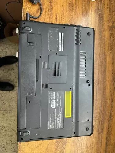 Sony Vaio Pcg-71311x I3 4gb Ram Hd 500 ***leia Descriçao*** Preto (Usado) - Foto 4