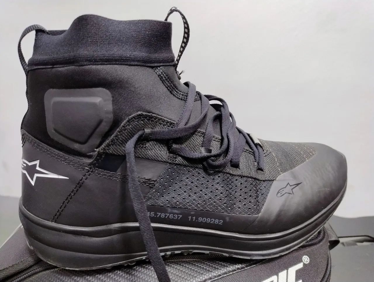 Botas Alpinestars - Estilo e Segurança modelo Matrix - Foto 4