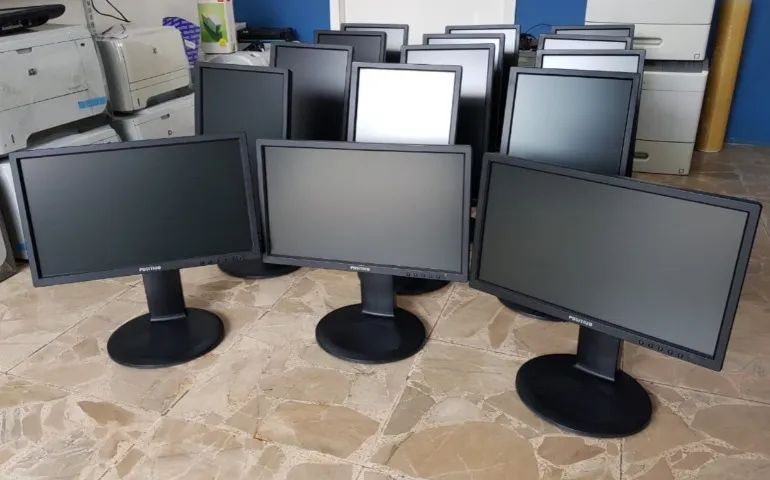 Monitor 19" vira na vertical e horizontal regulagem de altura - Foto 3
