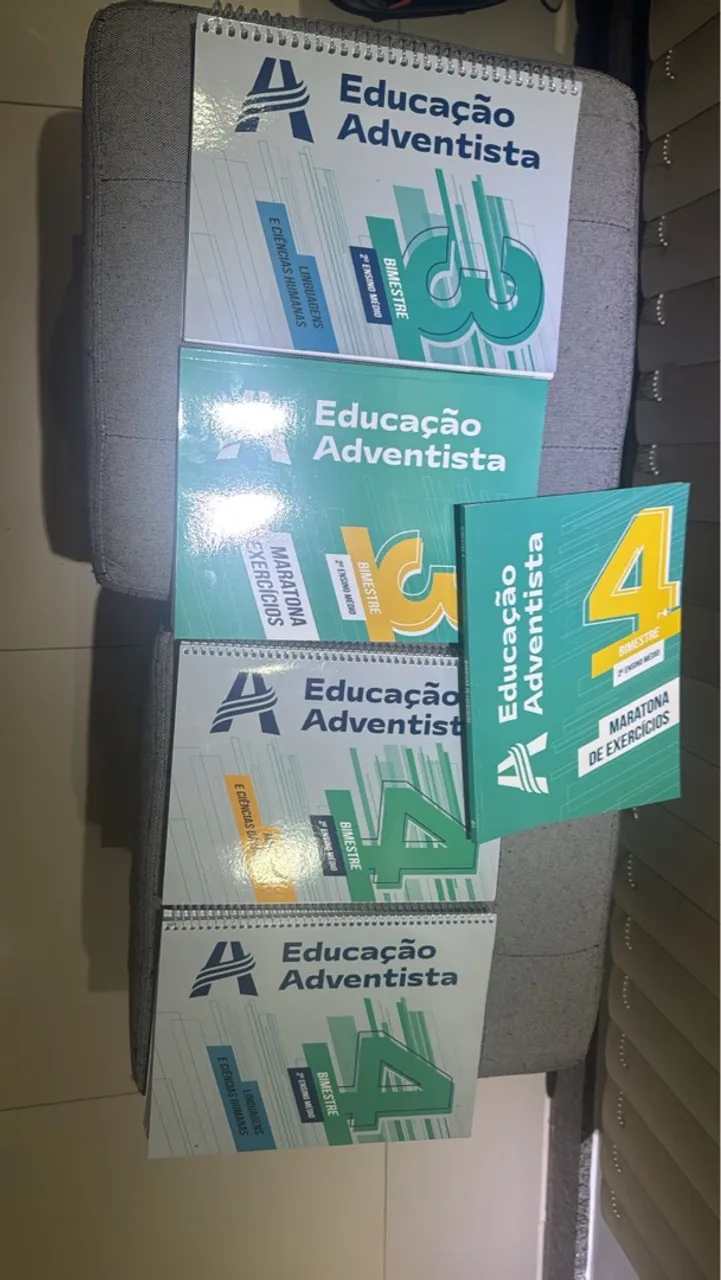 Livros didáticos Ensino Médio - Educação Adventista