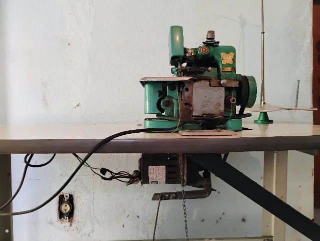 Máquina de costura Orvelock semi industrial - Foto 3