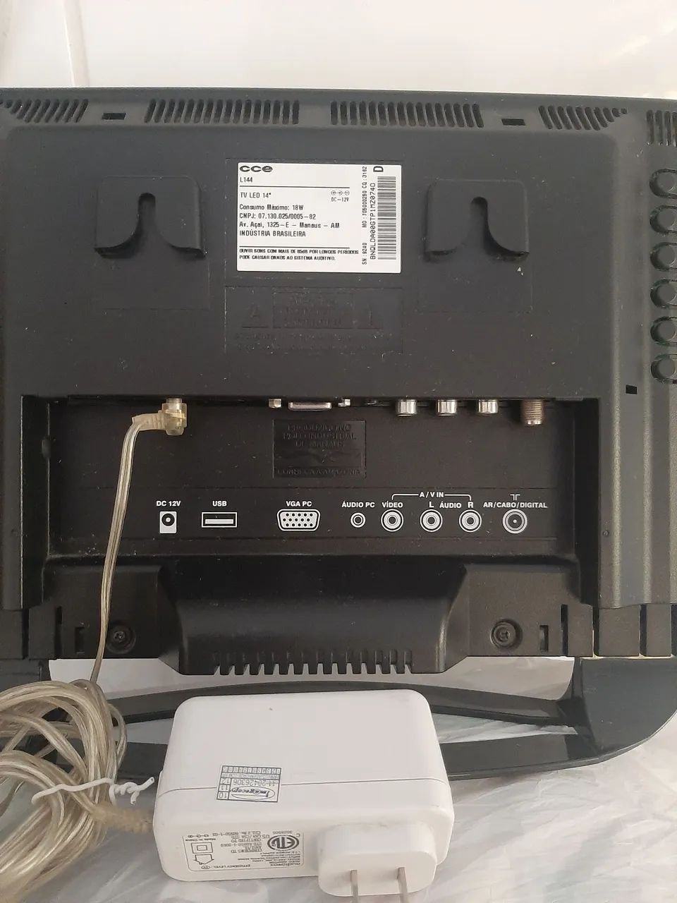 TV CCE 14 polegadas portátil  - Foto 4