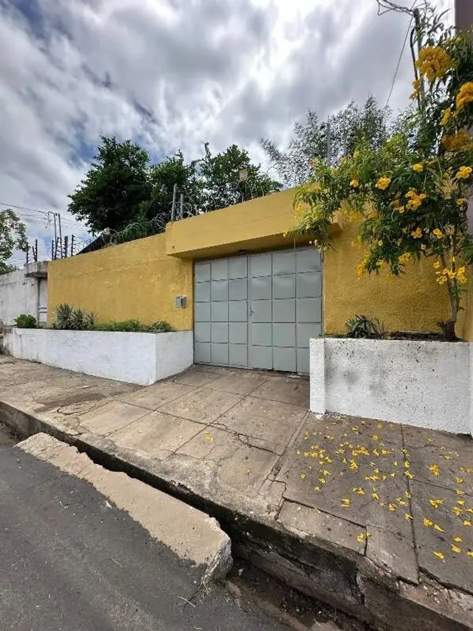 Casa para aluguel, 4 quartos, 1 suíte, 1 vaga, Aeroporto - Teresina/PI