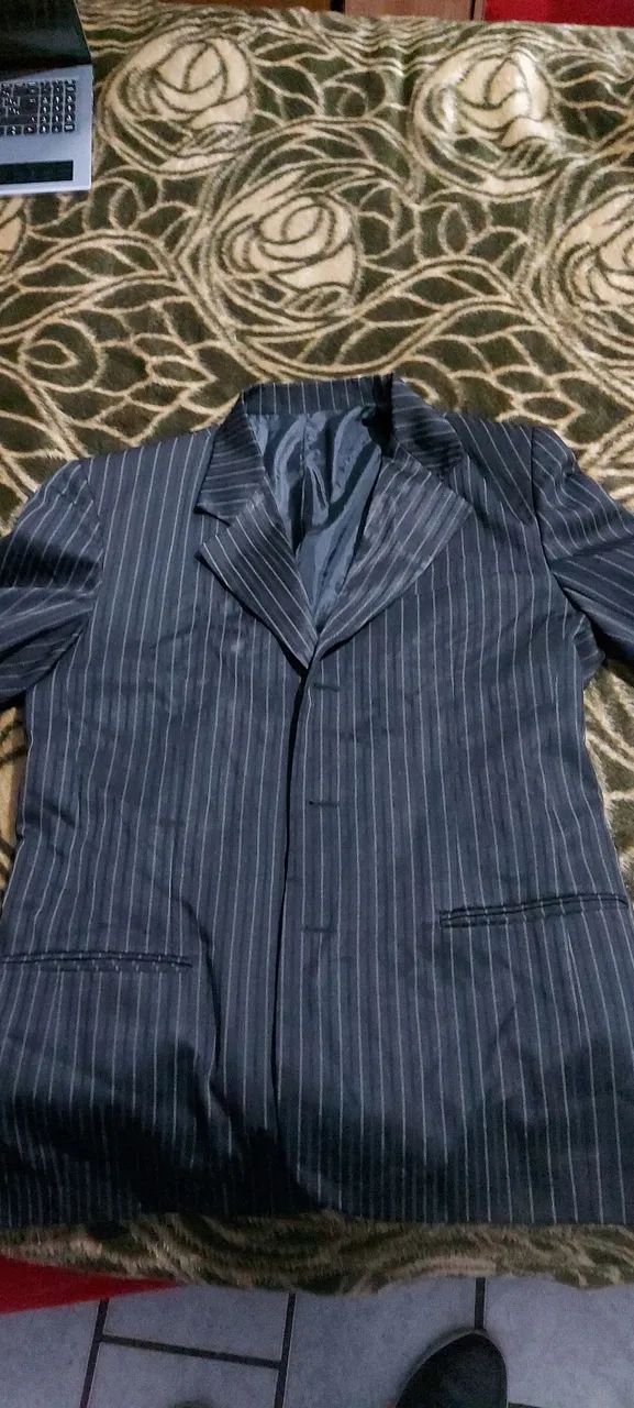 Blazer risca de giz elegante - Foto 4