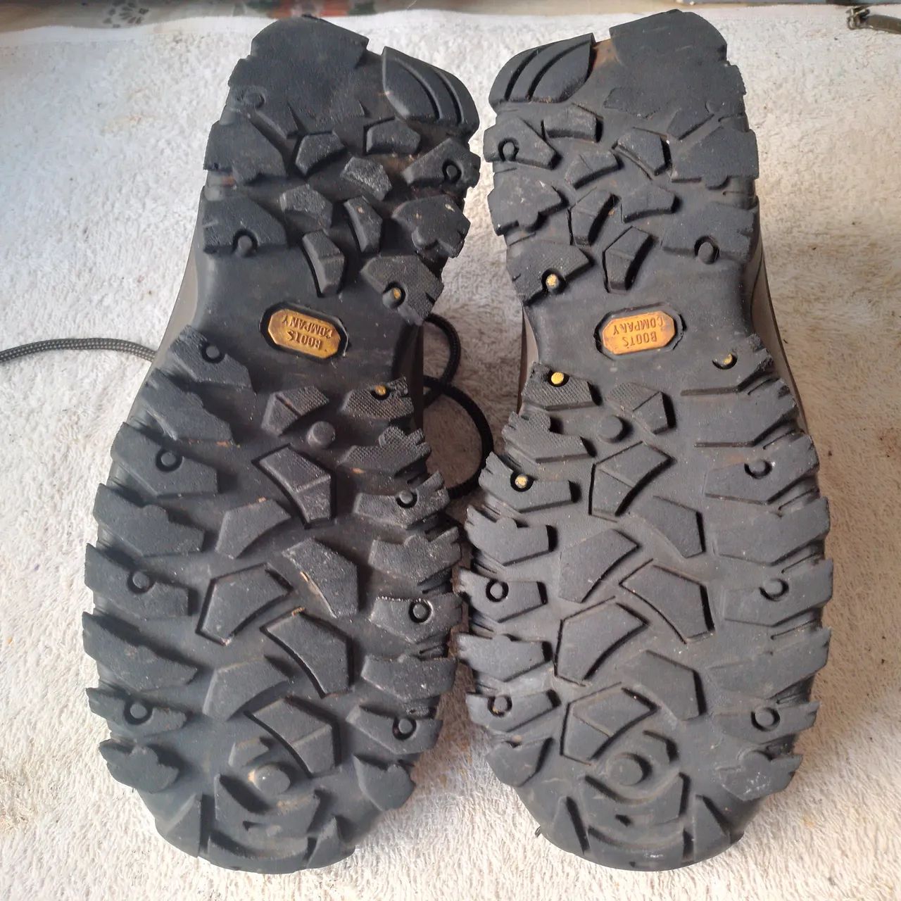 Bota montanhista BootsCompany 40 semi-nova  - Foto 5