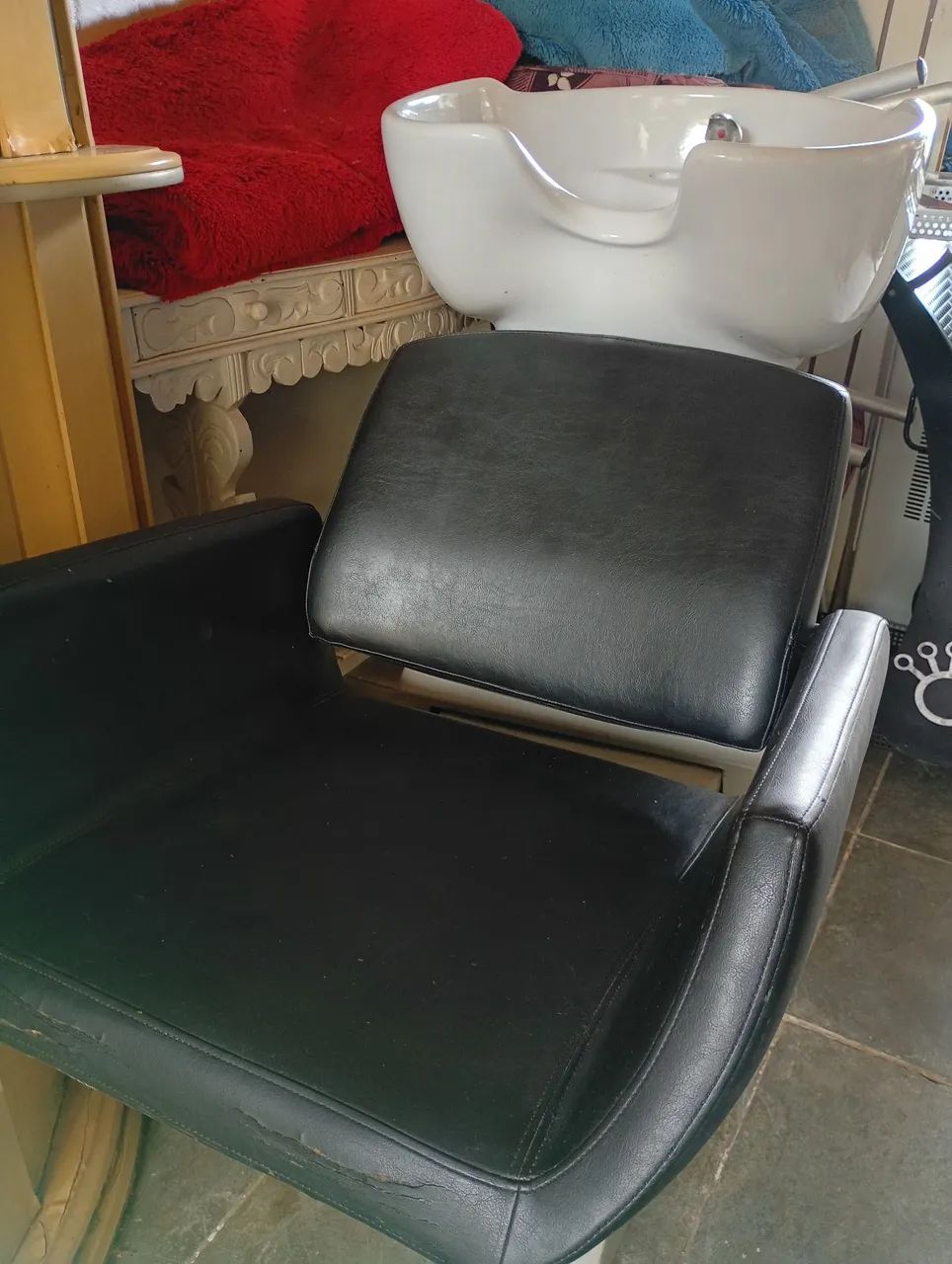 LAVATÓRIO COM CADEIRA  - Foto 6