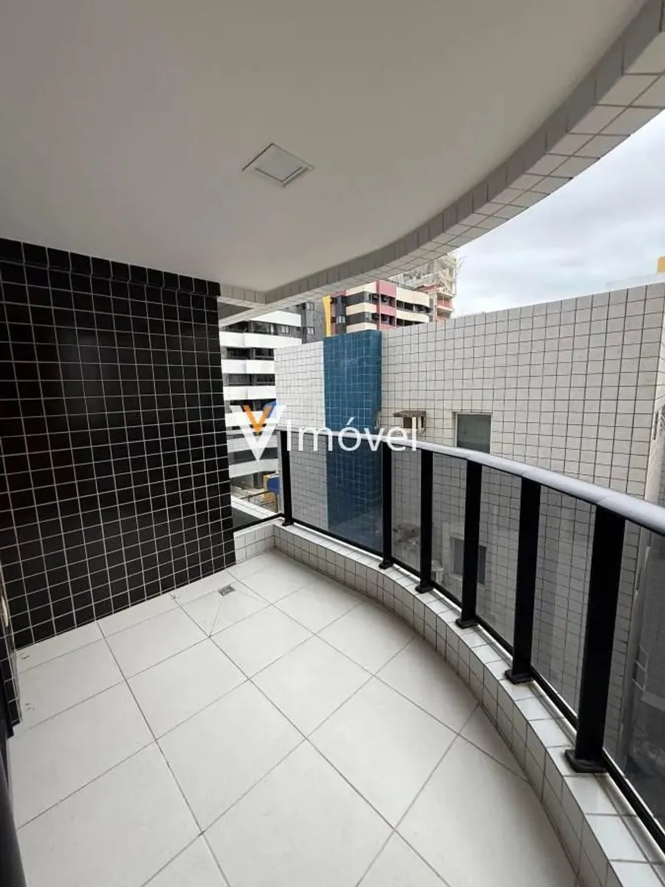 Apartamento para Venda em Maceió, Jatiúca, 3 dormitórios, 1 suíte, 2 banheiros, 1 vaga