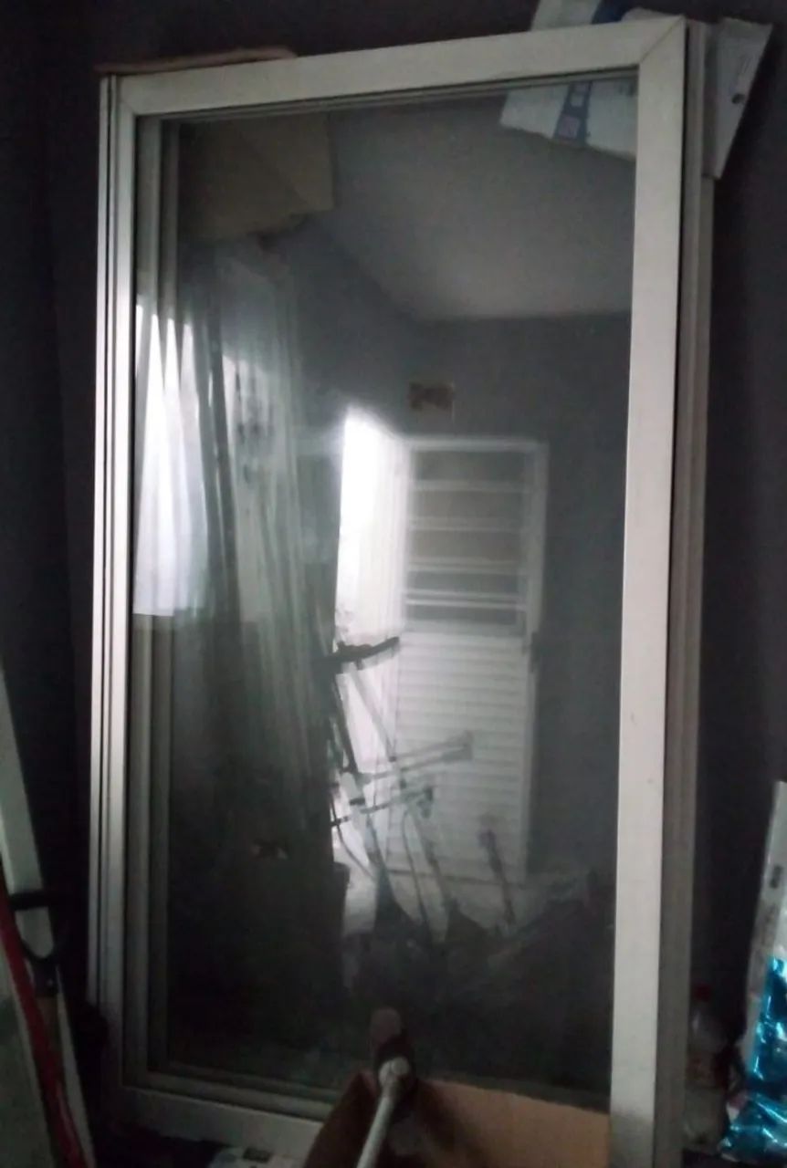 Portas de Alumínio64520788807171120