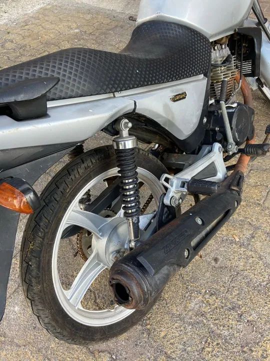 Moto Kasinski 150cc - Prata - Foto 2