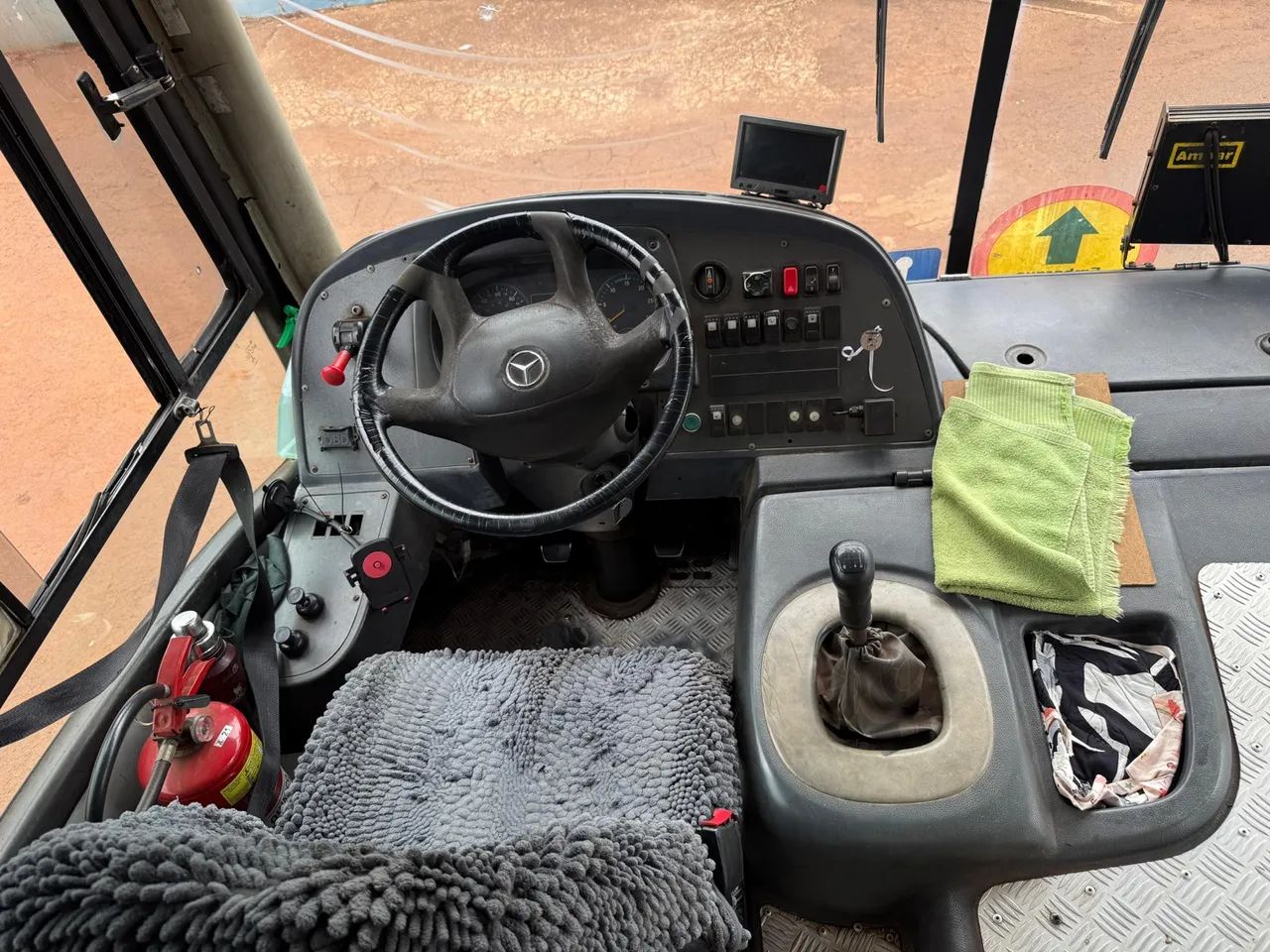 Ônibus escolar Mercedes-Benz ano 2012 com 39 lugares em cascavel,PR - Foto 12